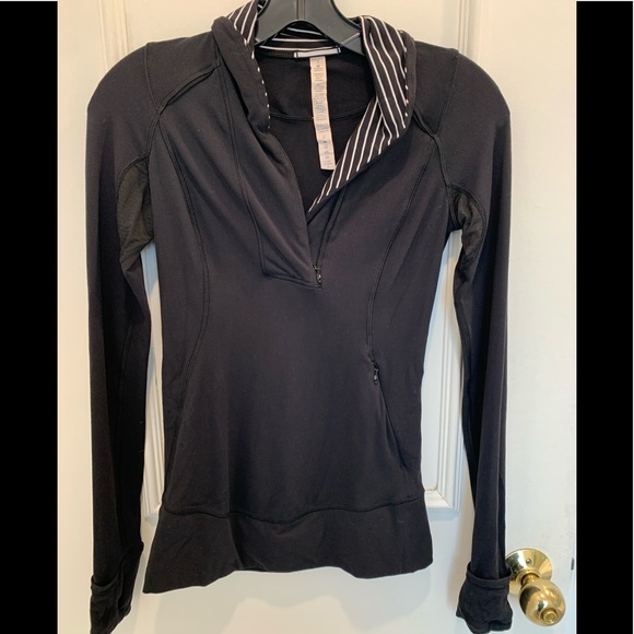 lululemon athletica Tops - Lululemon black half zip pullover. Size 2